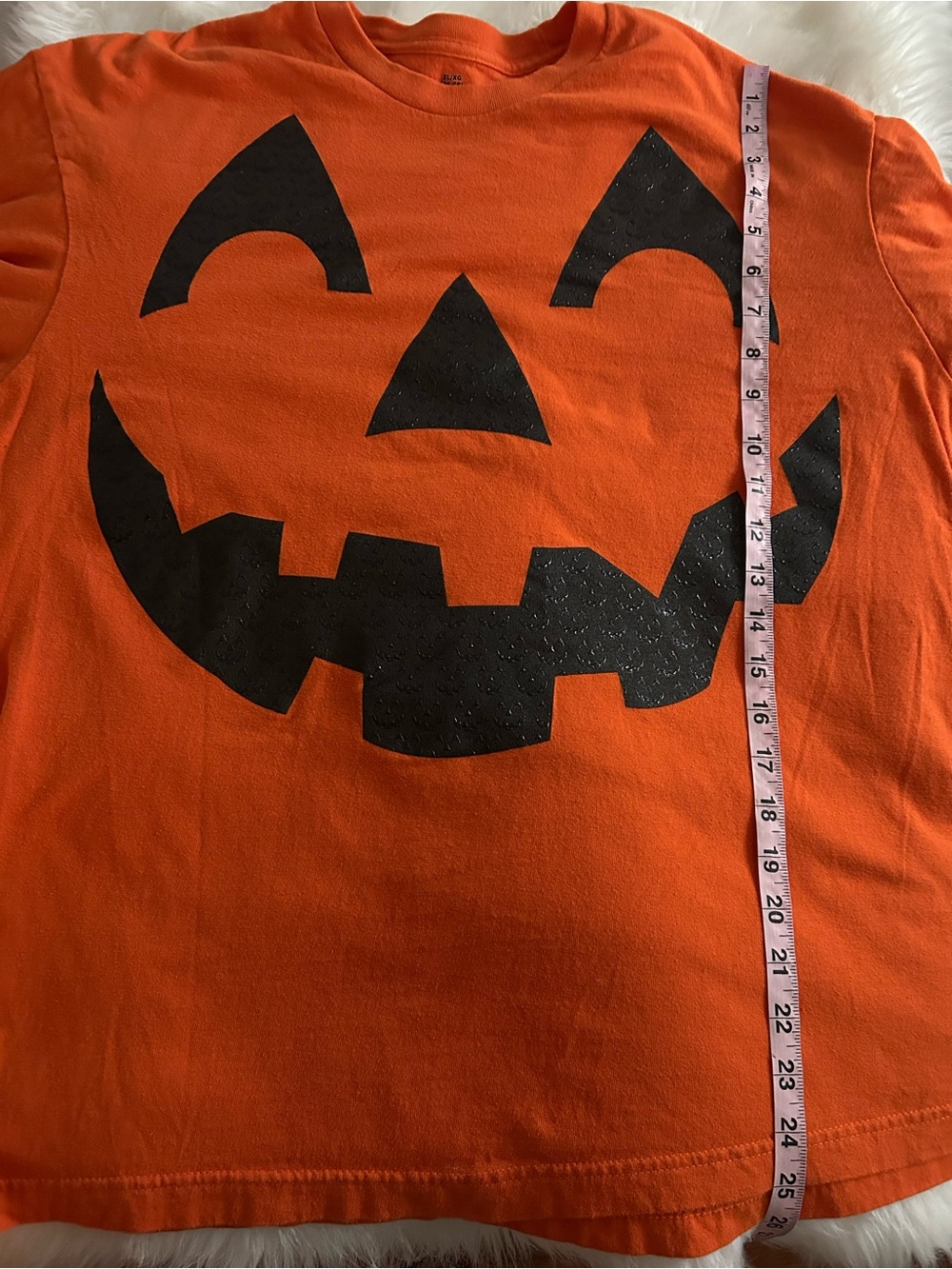 Pumpkin T-shirt with sparkly glittery shine - Picture 6 of 7